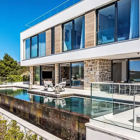 Vista Ii By Interhome Podglavica